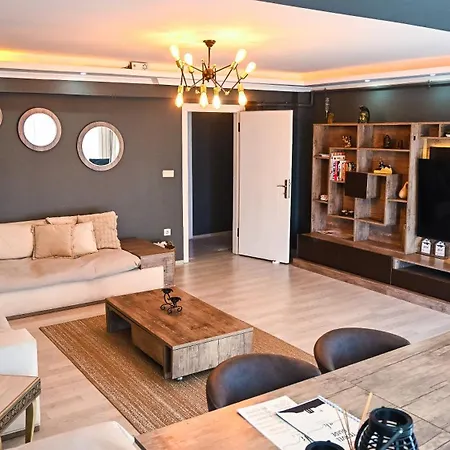 Akhome - Luxury Dublex *