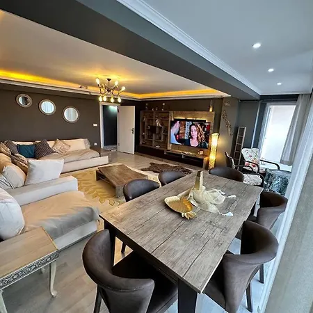 Akhome - Luxury Dublex Apartment