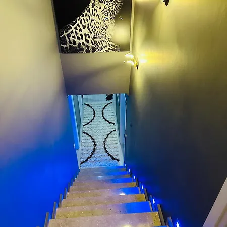 Akhome - Luxury Dublex